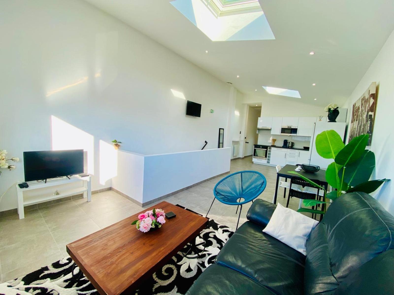 Maison Arkea Arena Floirac  Ngoại thất bức ảnh